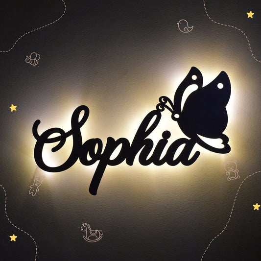 Personalisierte Nachtlicht Schriftzug mit Schmetterling 60 oder 70 cm